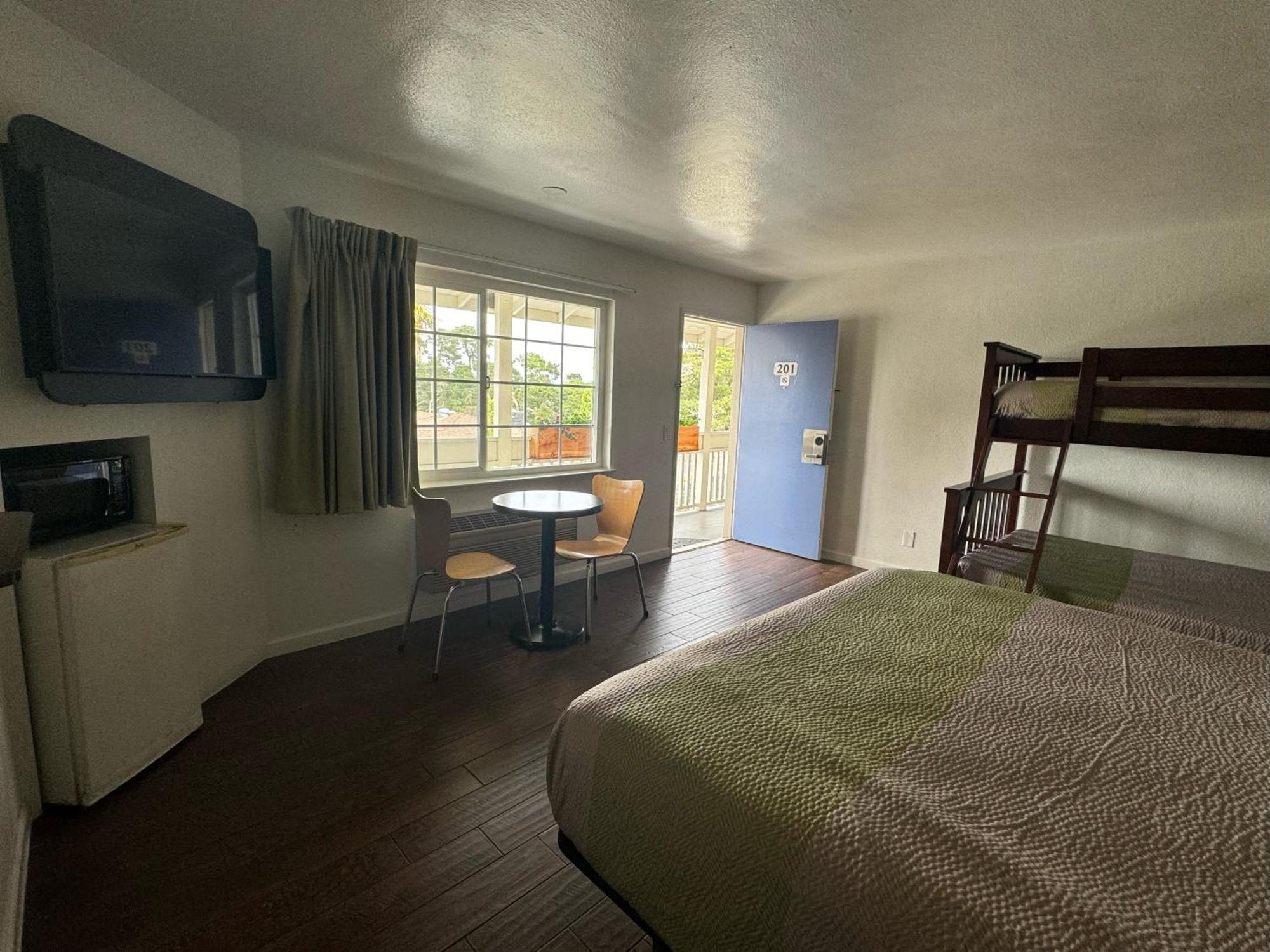 Fisherman'S Cove Inn Monterey Bagian luar foto