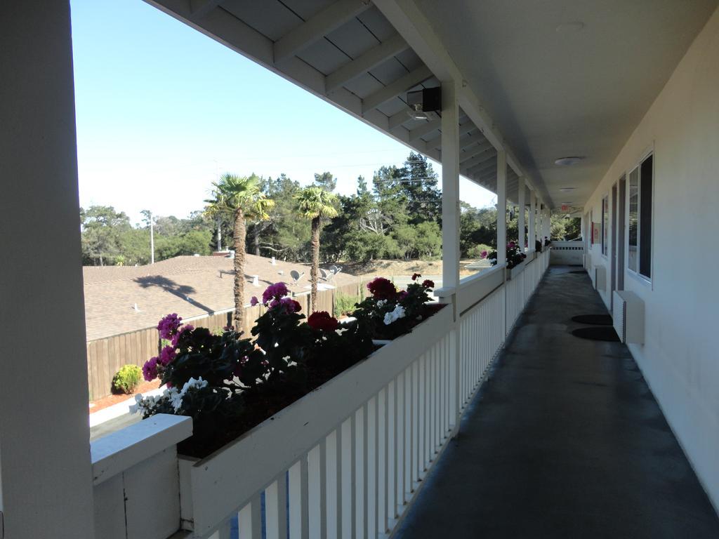 Fisherman'S Cove Inn Monterey Bagian luar foto