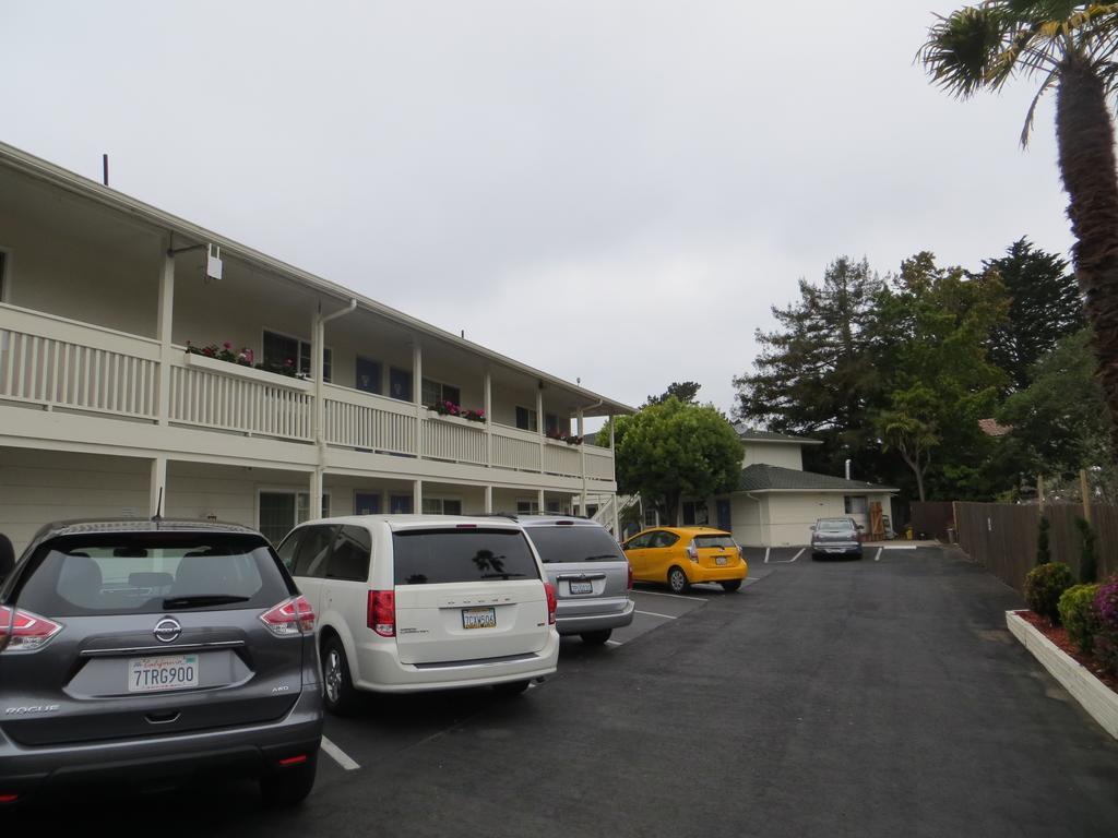 Fisherman'S Cove Inn Monterey Bagian luar foto