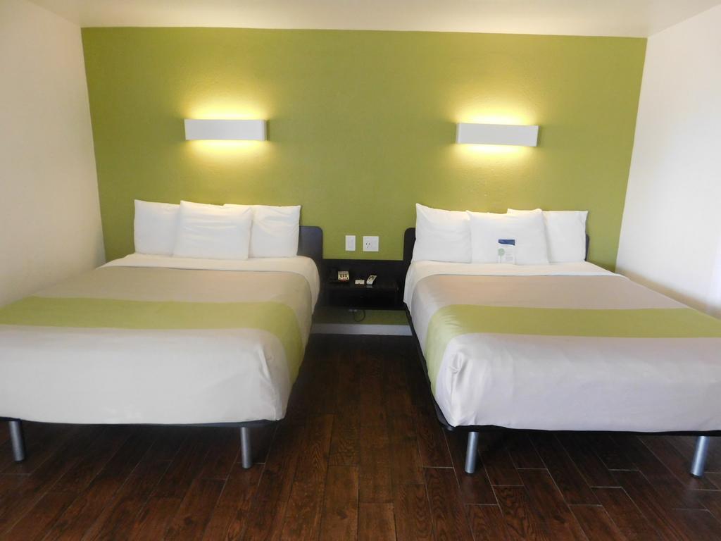 Fisherman'S Cove Inn Monterey Bagian luar foto